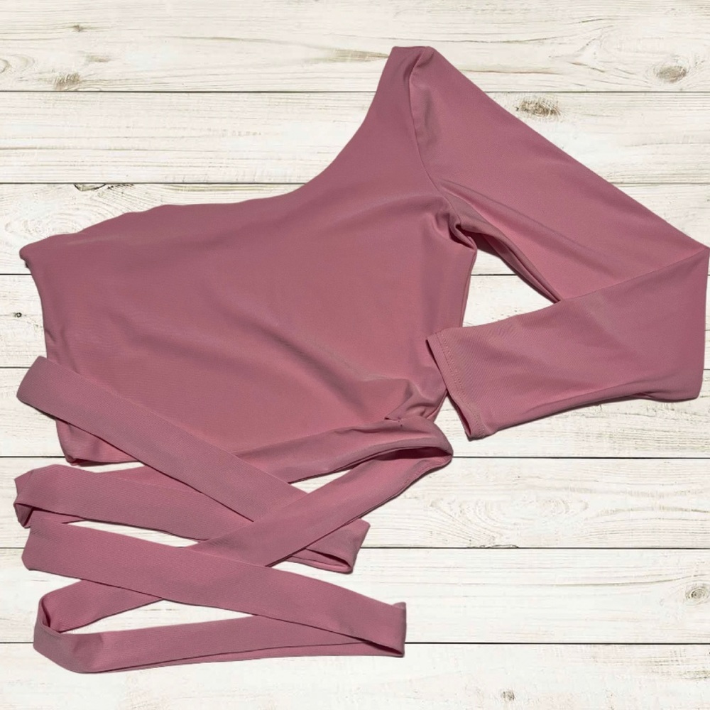 Light pink top - Picture 1 of 2